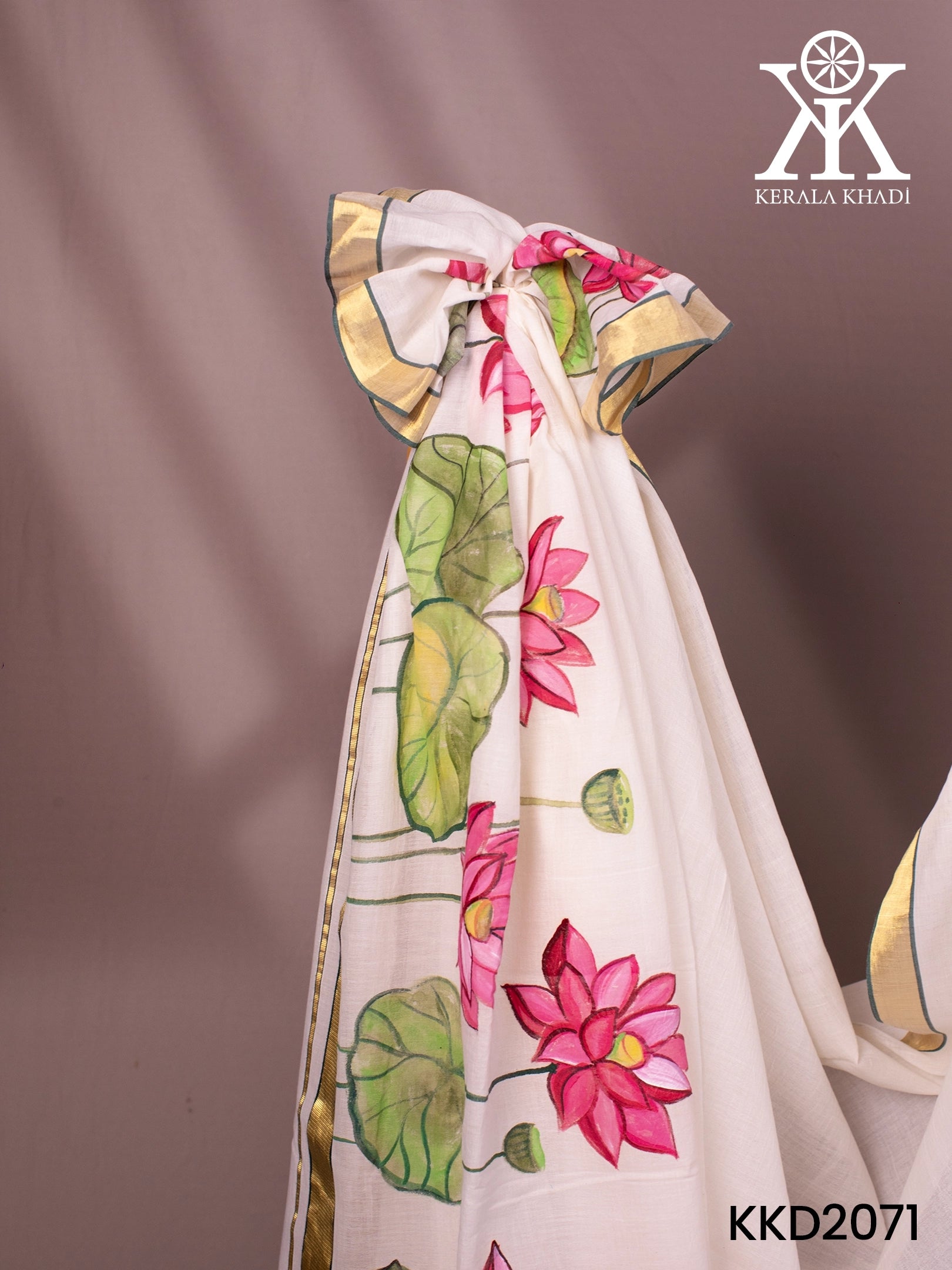 KKD2071 - Lotus Handpainting Handloom Saree